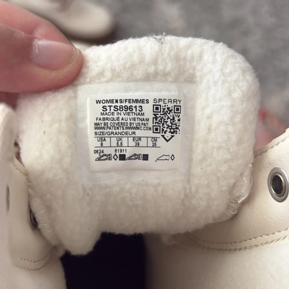 Sperry White and Brown Winter Boots with Insulation - Picture 4 of 4